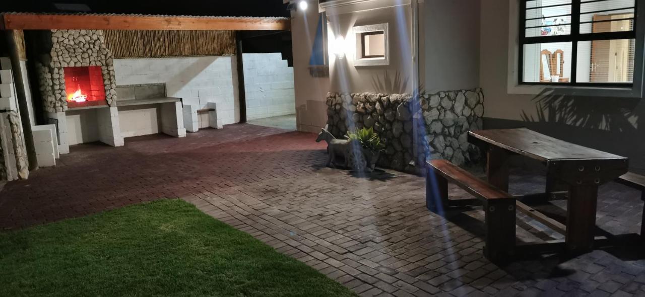 Langebaan Escape Self Catering Accommodation Exterior photo